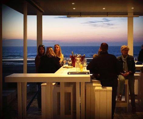 Seadream - Modern, Sunny With Big Terraces & Open View - Very Close To Sea, Beach, Shops, Restaurants & Beach Bars Nieuwpoort Luaran gambar