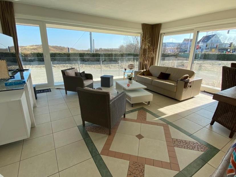 Seadream - Modern, Sunny With Big Terraces & Open View - Very Close To Sea, Beach, Shops, Restaurants & Beach Bars Nieuwpoort Luaran gambar